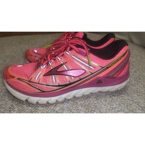 Brooks Transcend Coral / Purple size 9 womens
